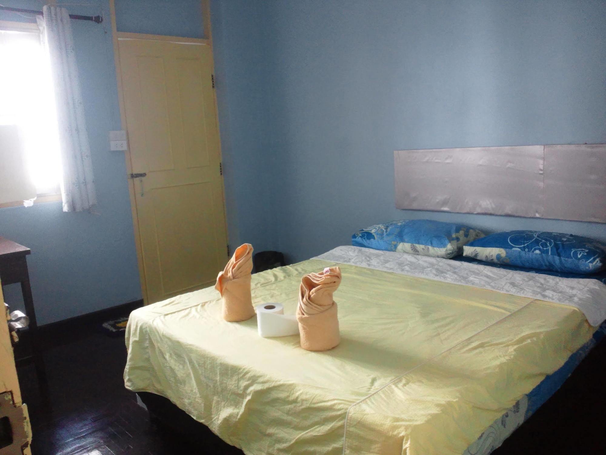 Nalin Guesthouse Chiang Mai Buitenkant foto